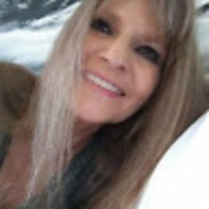 Meet your Posher, Bobbi